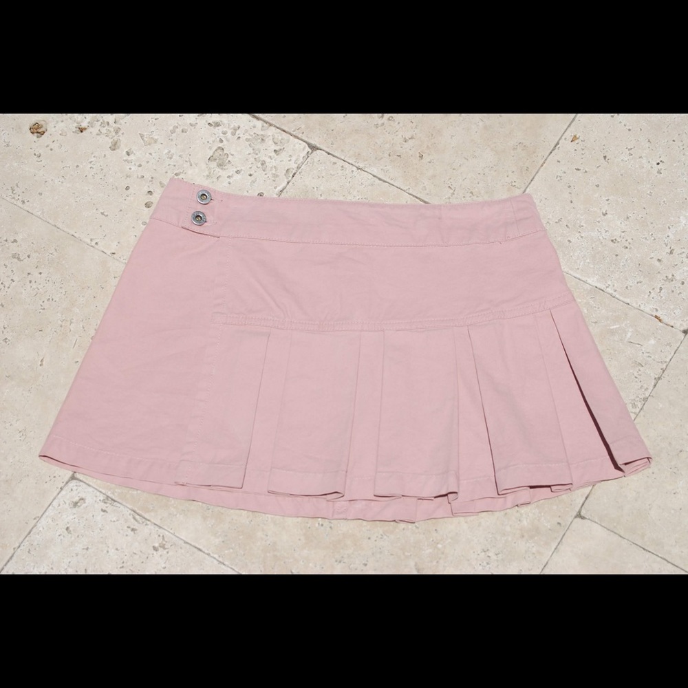 Pleated mini skirt